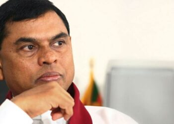 බැසිල් නොකල වරදකට අහුවෙලා