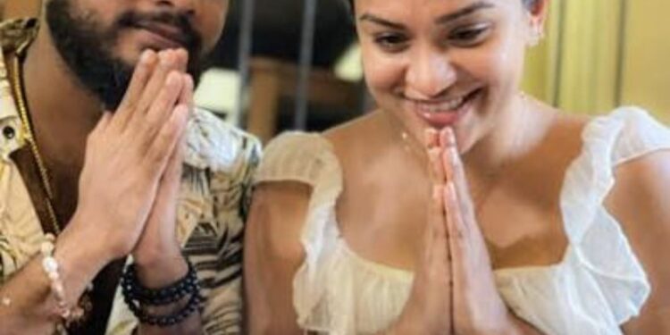 මිලියන 100ක එන්තරවාසි ආ මාධවී ප්රසිද්ධියේ සමාව ඉල්ලයි !