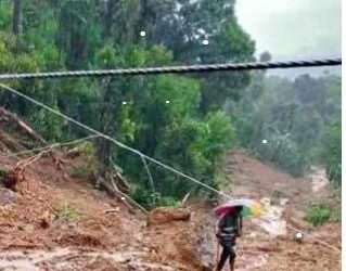 උඩදුම්බර නායයෑම් කිහිපයක්