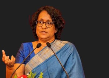 හරිනි හොයා ගත් ගංවතුර ආ හේතුව