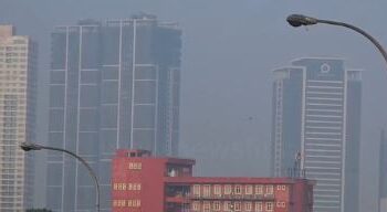 එළියට බහින්නෙපා – කොළඹ, ගම්පහ විශේෂයි