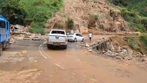 ගම්පොළ – නුවරඑළිය ප්‍රධාන මාර්ගයේ රෑ ගමන් එපා