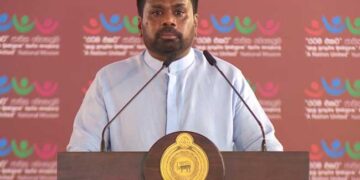 රාජ්‍ය නිලධාරීන්ට ජනපතිගෙන් දැඩි අනතුරු ඇඟවීමක්