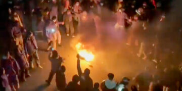 ඉරානය ලේ විලක් වෙයි | විරෝධතාවල මරණ  544 දක්වා ඉහළට