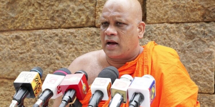 “කළ වැරැද්ද නිවැරදි කරන්නේ නම් ලාල්කාන්තට සමාව දෙනවා” – මිහින්තලා නාහිමියෝ