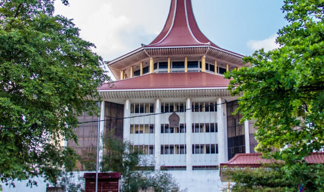 මන්ත්රී විශ්රාම වැටුප් අහෝසි කිරීමේ පනතට එරෙහිව පෙත්සම් හතරක්