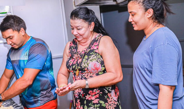 ශිරන්තිට ලැබුණු අමුතුම උපන්දින තෑග්ග