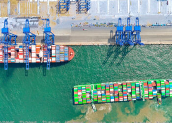 කොළඹ වරායේ නැගෙනහිර පර්යන්තයේ තුන්වන ජැටියේ මෙහෙයුම් ඇරඹෙයි