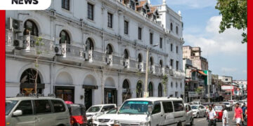 මහනුවර නගරයේ අනවසර ඉදිකිරීම් 10ක් ඉවත් කිරීමට නියෝග : අයිතිකරුවන්ට ලිඛිතව දැනුම් දෙයි