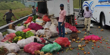 දක්ෂිණ අධිවේගී මාර්ගයේ බරපතල අනතුරක්