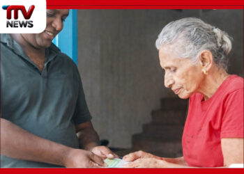 මිනිස්කමේ ලොතරැයි දිනුම : අසරණ වෙළෙන්දියකගේ අවංකකමට තරුණයෙකුගෙන් උපහාරයක්