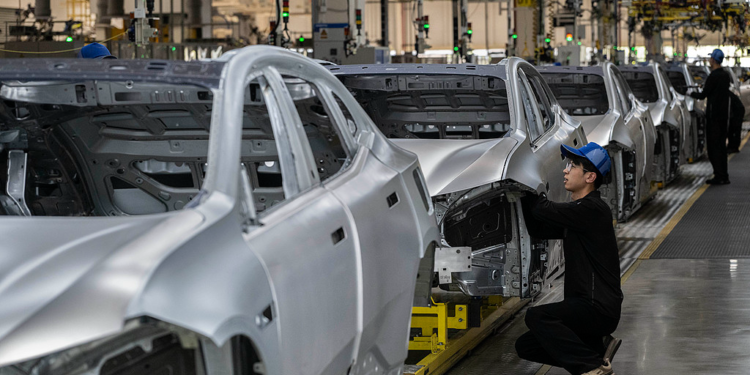 ඓතිහාසික පෙරළියක් සිදුවෙමින් කිරුළ මාරු වෙයි