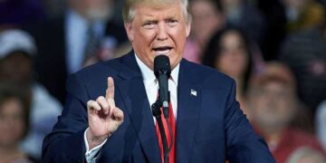 වෙනිසියුලාවේ වැඩ බලන ජනාධිපති ඩොනල්ඩ් ට්‍රම්ප්