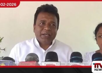 රට නැගිටිනකොට සතුරෝ කලබල වෙලා