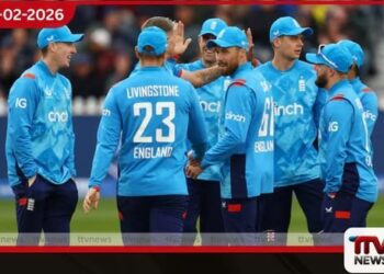 එංගලන්තය කාසියේ වාසිය දිනා පළමුව පන්දුවට පහර දෙයි