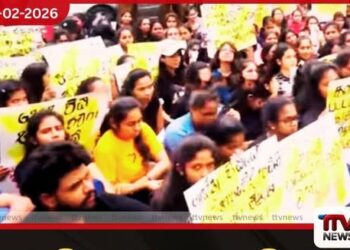 සරසවි පද්ධතිය උණුසුම් වෙයි: කොළඹ විරෝධතා සහ කැලණියේ දැඩි නීති හමුවේ සිසුන් පාරට