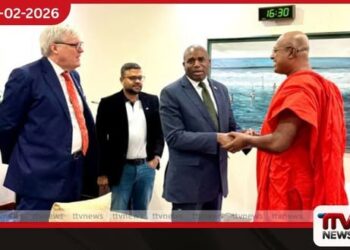 එක්සත් රාජධානියේ  උප අගමැති  ගංගාරාමයේ අස්සජි හිමියන් බැහැදකී