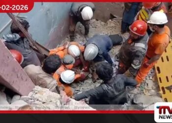 කරච්චි නුවර ගෑස් පිපිරීමකින් 16ක් මරුට ගොඩනැගිල්ලක් කඩා වැටෙයි