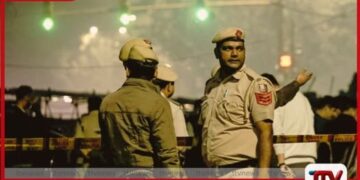 ඉන්දියාවේ මානව සම්පත් කළමනාකරුවෙකුට  ක්‍රිකට් පිත්තකින් පහර දී මරා දැමීමට තැත් කරයි