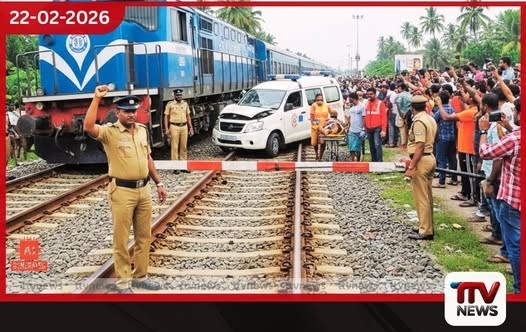 පයාගලදී කැබ් රථයක් දුම්රියක ගැටෙයි