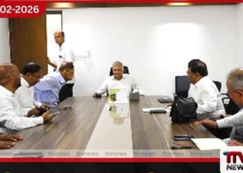 විපක්ෂයේ කණ්ඩායම් හදිසියේම  රනිල් හමුවෙයි  රටේ දැවෙන ප්‍රශ්න ගැන දීර්ඝ සාකච්ඡාවක