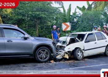 ගල්කුලම මෝටර් රථ අනතුරෙන් වන්දනාකරුවන් ඇතුළු පස් දෙනෙකු රෝහලේ.