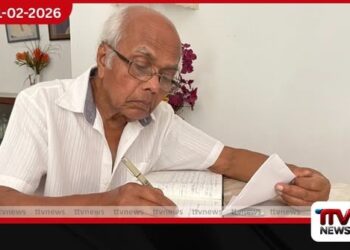 චිත්‍ර කතා කලාවේ මහා සළකුණක් වූ බන්දුල හරිස්චන්ද්‍ර සමුගනී ජිවන චිත්‍රය නිම කරයි