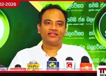නාමල් රාජපක්ෂ පොදු අපේක්ෂකයා කිරීමේ සූදානමක් නැහැ: හර්ෂණ රාජකරුණා
