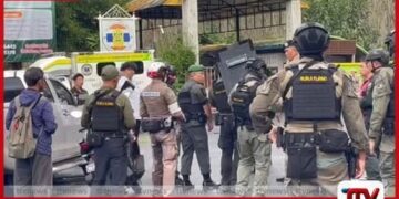 තායිලන්ත පාසලක සිසුන් සහ ගුරුවරුන්  ප්‍රාණ ඇපයට ගත්  තුවක්කුකරු අත්අඩංගුවට