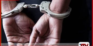 කළුතරදී අයිස් මත්ද්‍රව්‍ය සමඟ  කොටු වූ සැකකරුගෙන් ලක්ෂ 22ක  මහා පරිමාණ ගෙවල් බිඳුම් මාලාවක් හෙළි වෙයි