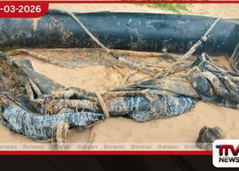 විනාශ වූ ඉරාන නෞකාවේ  සුන්බුන් සහ තෙල් පැල්ලම්  හික්කඩුව වෙරළට