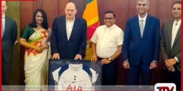 AlA සමූහයේ ව්‍යාපාරික ව්‍යාප්තිය පිළිබඳව ශ්‍රීමත් මාර්ක් ටකර් සහ විදේශ අමාත්‍ය විජිත හේරත් අතර සාකච්ඡාවක්