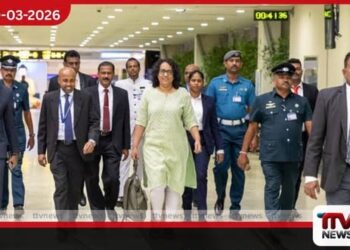 අග්රාමාත්ය හරිනි අමරසූරිය මැනිලා බලා පිටත්වෙයි