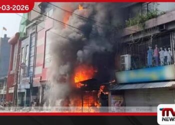 මහරගම නගරයේ වෙළෙඳසැල් පෙළක හදිසි ගින්නක්