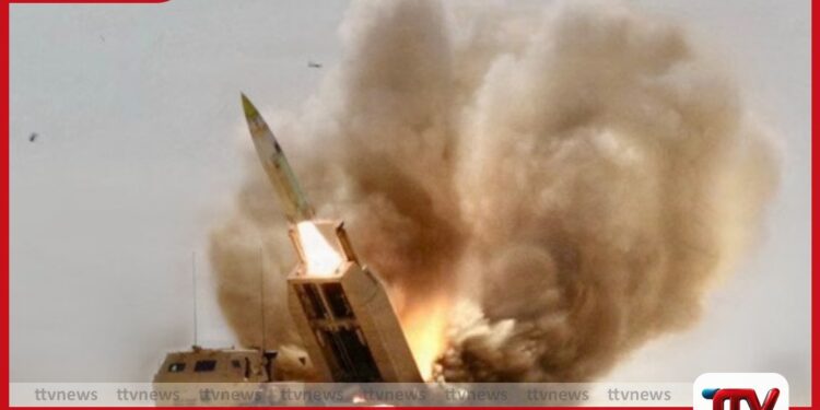 ඉරාන යුද්ධයෙන් පිටවන විෂ දූෂක දශක ගණනාවක් පවතිනු ඇතැයි අනාවැකි ටෙහෙරානයට ‘කළු වැසි’ ඇද හැලෙයි