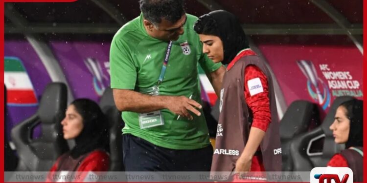 ඉරාන කාන්තා පාපන්දු කණ්ඩායමේ තවත් ක්රීඩිකාවන් තිදෙනෙකු නැවත මව්බිමට යාමට තීරණය කරයි