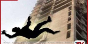 කොළඹ රාජකීය විද්‍යාලයේ  සිසුවෙකු ගොඩනැගිල්ලකින්  ඇද වැටී බරපතළ තුවාල ලබයි