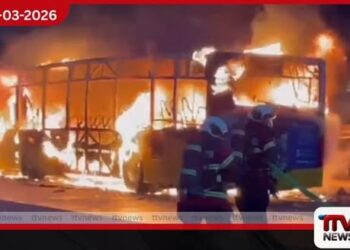 ස්විට්සර්ලන්තයේ බස් රථයක් ගිනිගෙන හය දෙනෙක් මියයයි