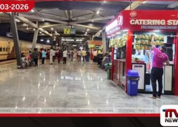 ඉන්දියාවේ ගෑස් හිඟය හමුවේ දුම්රිය මගීන්ට ආහාර සැපයීමට IRCTC වෙතින් විශේෂ උපදෙස්