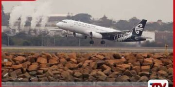 ඉන්ධන මිල ඉහළ යාම හමුවේ  එයාර් නිව්සීලන්තය ගුවන් ගමන්  වාර රැසක් කපා හරියි