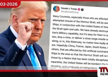 හෝමූස් සමුද්‍ර සන්ධිය විවෘත කිරීමට  වෙරළ තීරයට බෝම්බ හෙළනවා