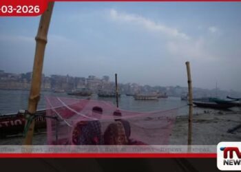 වාරණාසි ගංගා නදියේ  ඉෆ්තාර් සාදයක් පවත්වා  කුකුළු මස් බිරියානි අනුභව කළ  14ක් අත්අඩංගුවට