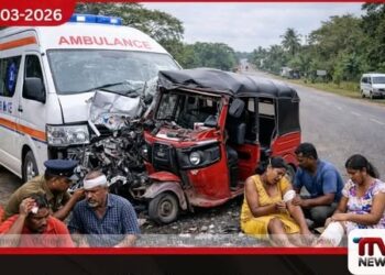 ලබුයායේදී ගිලන් රථයක් සහ ත්‍රීරෝද රථයක් ගැටී එක් පුද්ගලයෙකු ජීවිතක්ෂයට