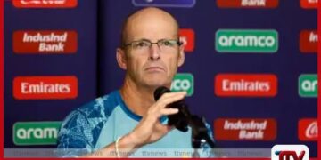 පාකිස්ථාන ක්‍රිකට් ආයතනයේ අභ්‍යන්තර අර්බුදය හමුවේ  ගැරී කර්ස්ටන් දැඩි කළකිරීමෙන් ඉවත් වෙයි