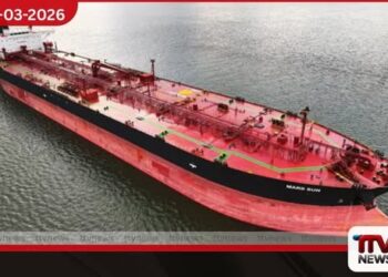 චීනය බලා යමින් සිටි Aqua Titan නෞකාව ඉන්දියාව දෙසට හැරෙයි