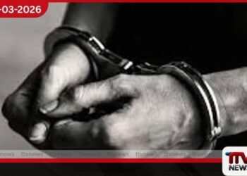 තීරුබදු රහිතව මෙරටට ගෙන්වූ  යතුරුපැදි එන්ජින් තොගයක්  වැල්ලම්පිටියේදී පොලිස් භාරයට