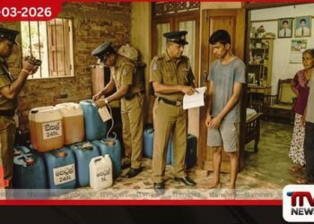 බලපත්‍ර නොමැතිව  ඉන්ධන ගබඩා කළ  18 හැවිරිදි තරුණයෙක්  වත්තලදී අත්අඩංගුවට