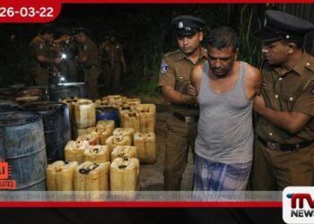 බලපත්‍ර නොමැතිව පෙට්‍රල් සහ ඩීසල් තොගයක් සන්තකයේ තබාගෙන සිටි පුද්ගලයෙකු සපුගස්කන්දේදී අත්අඩංගුවට