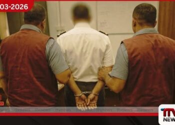 වැඩතහනමකට ලක්ව සිටින රේගු අධිකාරිවරයෙකු අල්ලස් දැලේ