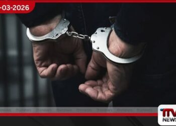 රුපියල් ලක්ෂ 30ක විදෙස් දුම්වැටි තොගයක් සමඟ කටුනායකදී පුද්ගලයෙකු රේගු දැලට